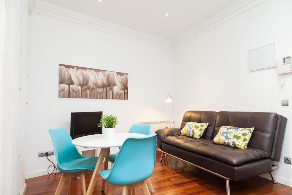 Tranquilo Apartamento En Chueca In2Iz5 Madrid Exterior photo