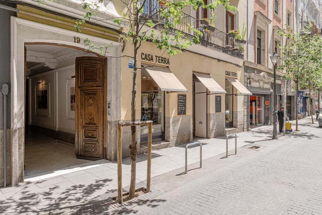 Tranquilo Apartamento En Chueca In2Iz5 Madrid Exterior photo